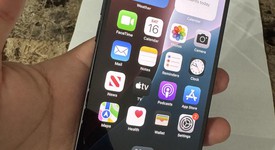 Mint
													Apple iPhone 16 - Unlocked, Black, 256 GB, A3081, photo 5 of 11