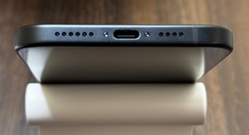 Mint
													Apple iPhone 15 Plus - Unlocked, Black, 128 GB, A2847, photo 5 of 7
