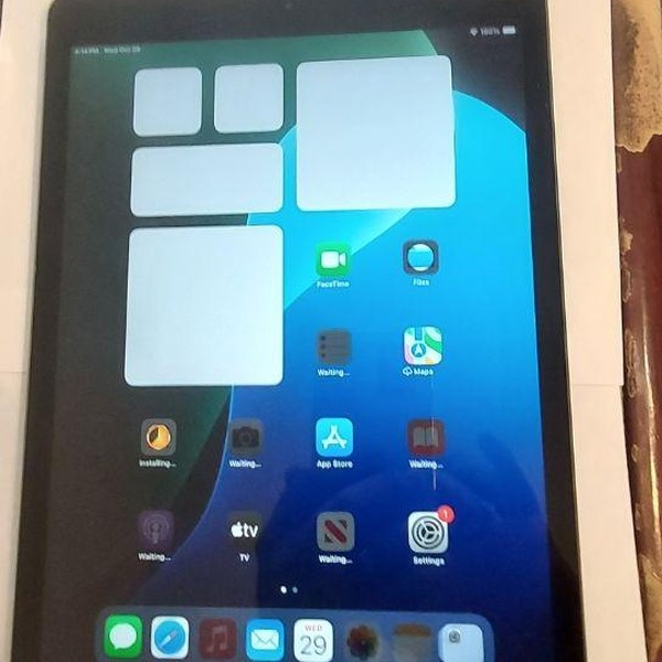 Apple iPad 8th Gen - Unlocked, 128 GB, Gray, A2428