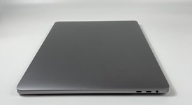 Good
													MacBook Pro 2017 (With Touch Bar) - 15" - I7, Gray, 512 GB, 16 GB, photo 5 of 8