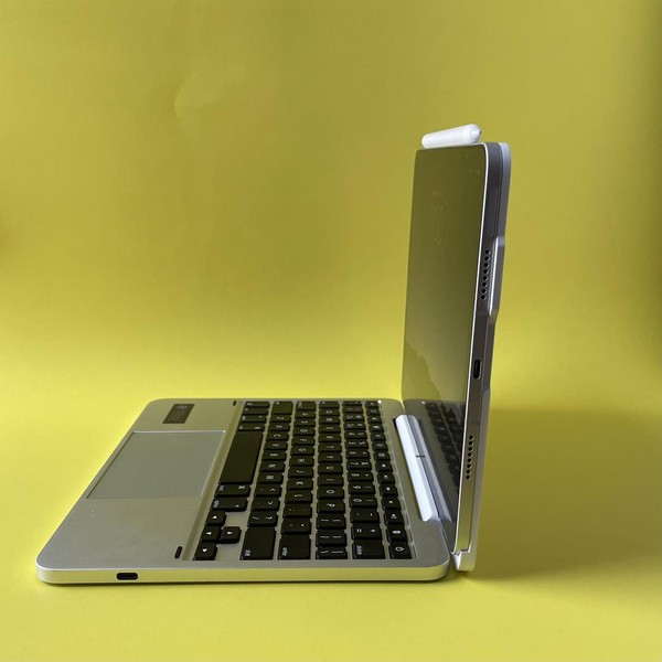 Apple iPad Pro 11 inch 3rd Gen 2021 - Unlocked, 128 GB, Silver