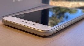 Good
													Apple iPhone 8 Plus - Verizon, Silver, 256 GB, A1864, photo 4 of 12