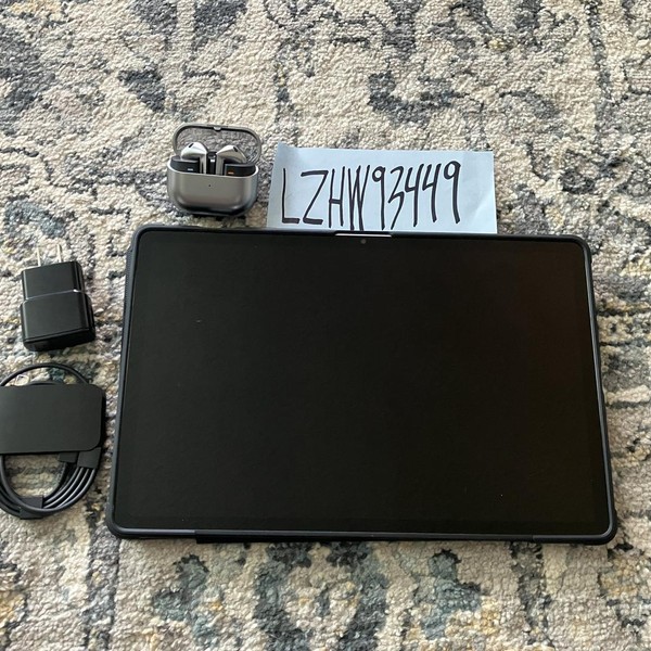 Samsung Galaxy Tab S9 Plus FE - Wi-Fi, 256 GB, Silver, 12 GB