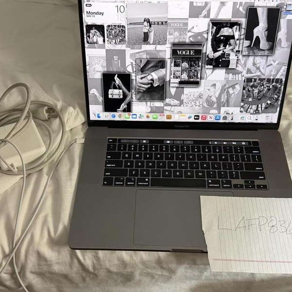 MacBook Pro 2019 - 16 inch - 2 TB, Silver, 64 GB, Intel Core i9