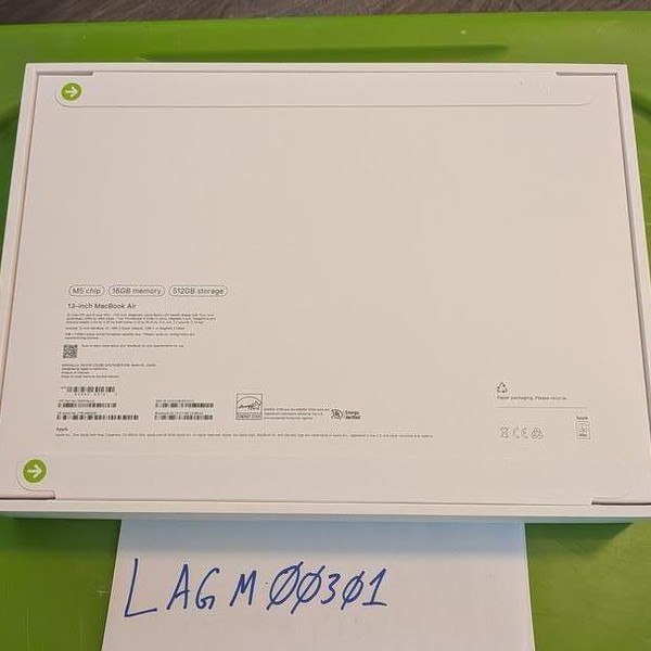 MacBook Air 2026 (M5) - 13 inch - 512 GB, Sky Blue, 16 GB, Apple M5 10-Core (8-core GPU)