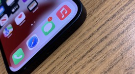 Mint
													Apple iPhone 13 - Unlocked, Midnight, 128 GB, A2482, photo 3 of 7