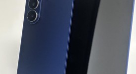 Good
													Samsung Galaxy Z Fold7 - Unlocked, Blue Shadow, 256 GB, 12 GB, SM-F966U1, photo 4 of 7