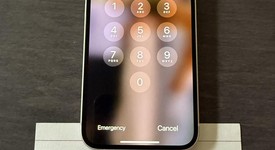 Mint
													Apple iPhone 13 - T-Mobile, Starlight, 128 GB, A2482, photo 3 of 10