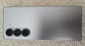 Fair
													Samsung Galaxy Z Fold6 - Unlocked, Silver, 512 GB, 12 GB, SM-F956U1, photo 5 of 9