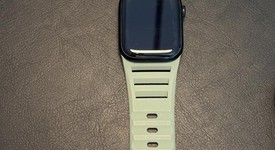 Fair
													Apple Watch Series 7 45mm - Black, A2474 - GPS, Aluminum, photo 2 of 6