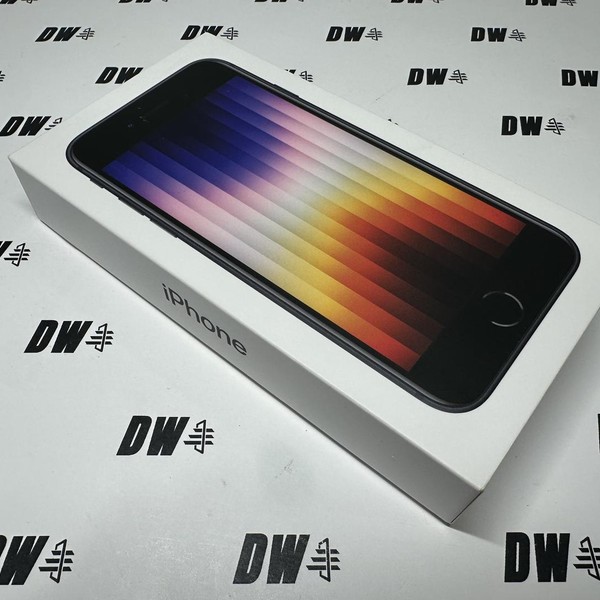 Apple iPhone SE 3rd Gen 2022 - Unlocked, 64 GB, Midnight, A2595