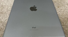 Good
													Apple iPad 8th Gen - Wi-Fi, Silver, 128 GB, A2270, photo 3 of 7