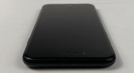 Good
													Apple iPhone SE 2nd Gen 2020 - TracFone, Black, 64 GB, A2275, photo 4 of 7