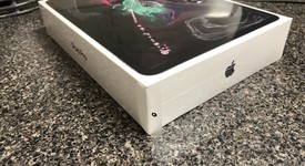 New
													Apple iPad Pro 11" 2018 - Verizon, Gray, 64 GB, A2013, photo 1 of 4