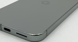 Good
													Google Pixel 9 Pro XL - Unlocked, Hazel, 128 GB, 16 GB, GGX8B, photo 5 of 6