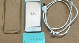Good
													Apple iPod Touch 5th Gen - Wi-Fi, Blue, 16 GB, photo 2 of 14