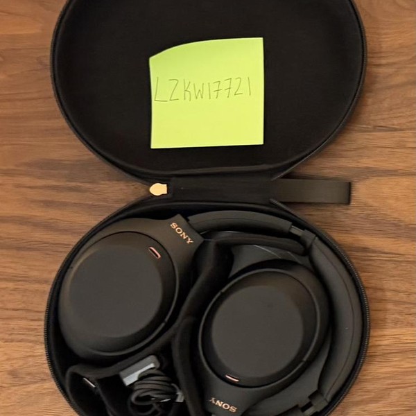 Sony WH-1000XM4 - Black