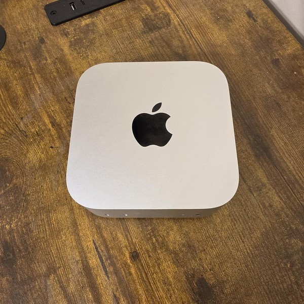 Mac Mini 2024 - 2 TB, 32 GB, Apple M4