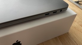 Good
													MacBook Pro 2018 (With Touch Bar) - 13" - I5, Gray, 256 GB, 8 GB, photo 4 of 10