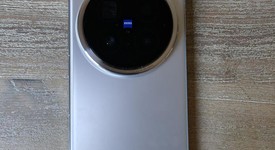 Mint
													Vivo X200 Pro - Unlocked Non-US, Titanium, 512 GB, 16 GB, photo 3 of 10