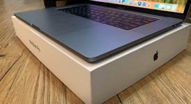 Mint
													MacBook Pro 2017 (With Touch Bar) - 15" - I7, Gray, 256 GB, 16 GB, photo 3 of 11