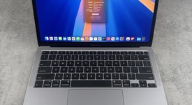 Good
													MacBook Air 2020 - 13" - I5, Gray, 512 GB, 16 GB, photo 1 of 10