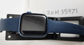 Good
													Apple Watch Series 7 45mm - Unlocked, Blue, A2477 - Cellular, Aluminum, photo 2 of 5