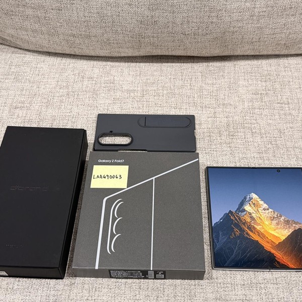 Samsung Galaxy Z Fold7 - Unlocked, 512 GB, Silver Shadow, 12 GB, SM-F966U1
