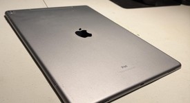 Good
													Apple iPad Pro 12.9" 2nd Gen 2017 - Unlocked, Gray, 256 GB, photo 6 of 6