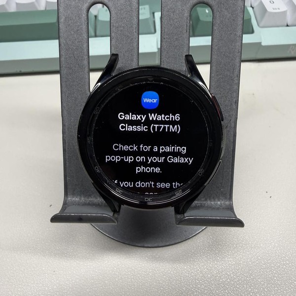 Samsung Galaxy Watch6 Classic - Unlocked, Black, 43mm