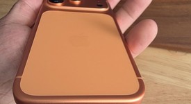 Mint
													Apple iPhone 17 Pro - Unlocked, Cosmic Orange, 256 GB, A3256, photo 4 of 12