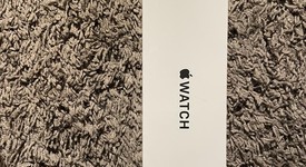 New
													Apple Watch SE 1st Gen 40mm - Unlocked, Gray, A2353 - Cellular, Aluminum, photo 1 of 2