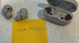 Used
													Sony WF-1000XM4 - Silver, photo 1 of 9