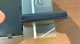 Mint
													Samsung Galaxy Z Flip7 - Unlocked, Jet Black, 512 GB, 12 GB, SM-F766U1, photo 4 of 8