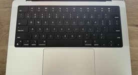 Good
													MacBook Pro 2021 - 14" - Apple M1 Pro 10-core, Silver, 1 TB, 16 GB, photo 5 of 15