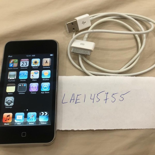 Apple iPod Touch 2nd Gen - Wi-Fi, 8 GB, Black