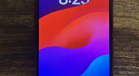 Fair
													Apple iPhone SE 2nd Gen 2020 - Unlocked, Red, 128 GB, A2275, photo 3 of 10