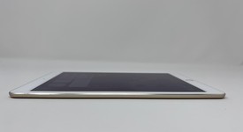 Mint
													Apple iPad Air 2 - Wi-Fi, Gold, 32 GB, photo 5 of 6