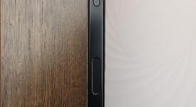 Mint
													Apple iPhone 16 Pro - Unlocked, Black, 256 GB, A3083, photo 3 of 10