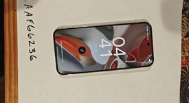 Good
													Google Pixel 9 Pro XL - AT&T, Porcelain, 256 GB, 16 GB, GGX8B, photo 2 of 7