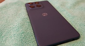 Mint
													Moto G Stylus 5G (2025) - TracFone, Gibraltar Sea, 128 GB, 8 GB, photo 4 of 11