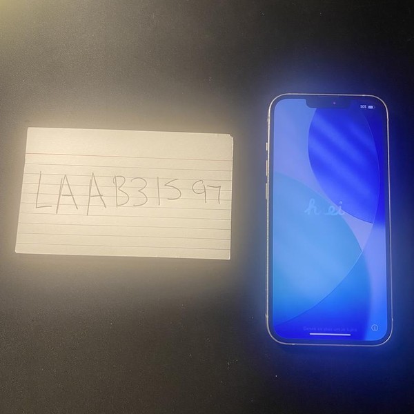 Apple iPhone 13 - Unlocked, 128 GB, Starlight, A2482