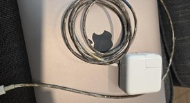 Good
													Macbook Retina 2017 - 12" - I7, Gray, 512 GB, 16 GB, photo 3 of 10