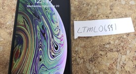 Fair
													Apple iPhone Xs - Unlocked, Gray, 64 GB, A1920, photo 3 of 9