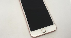 Good
													Apple iPhone 7 - Sprint, Rose Gold, 32 GB, A1660, photo 4 of 12