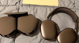 Used
													Apple AirPods Max USB-C - Midnight, photo 4 of 8