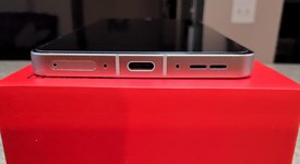 Mint
													OnePlus 13R - Unlocked, Astral Trail, 256 GB, 12 GB, photo 4 of 12