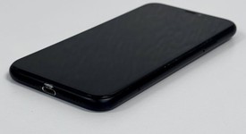 Good
													Apple iPhone Xr - Unlocked, Black, 64 GB, A1984, photo 3 of 7