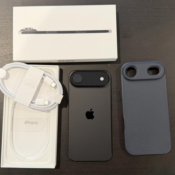 Apple iPhone Air - Unlocked, 256 GB, Space Black, A3260