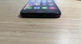 Good
													Apple iPhone SE 3rd Gen 2022 - Unlocked, Midnight, 64 GB, A2595, photo 3 of 13